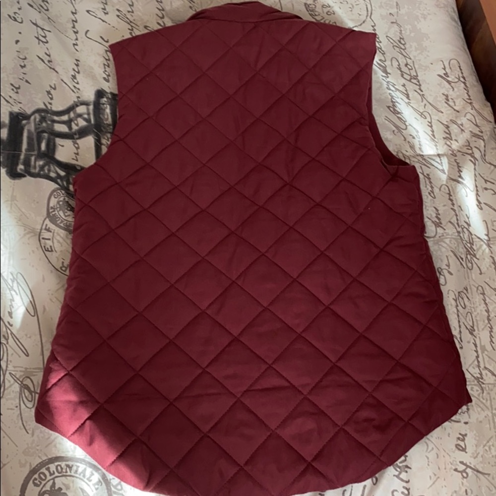 Vest - Picture 3 of 3